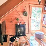 Zirbenwaldhuett'n By Interhome