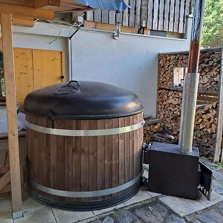 Zirbenwaldhuett'n By Interhome