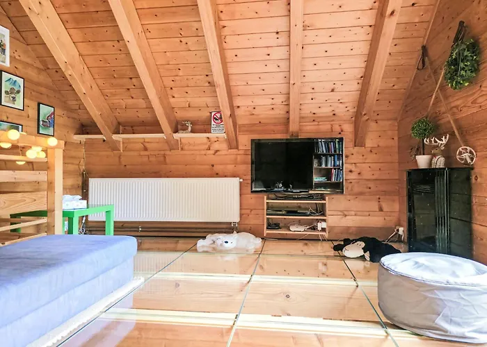 Zirbenwaldhuett'n By Interhome *